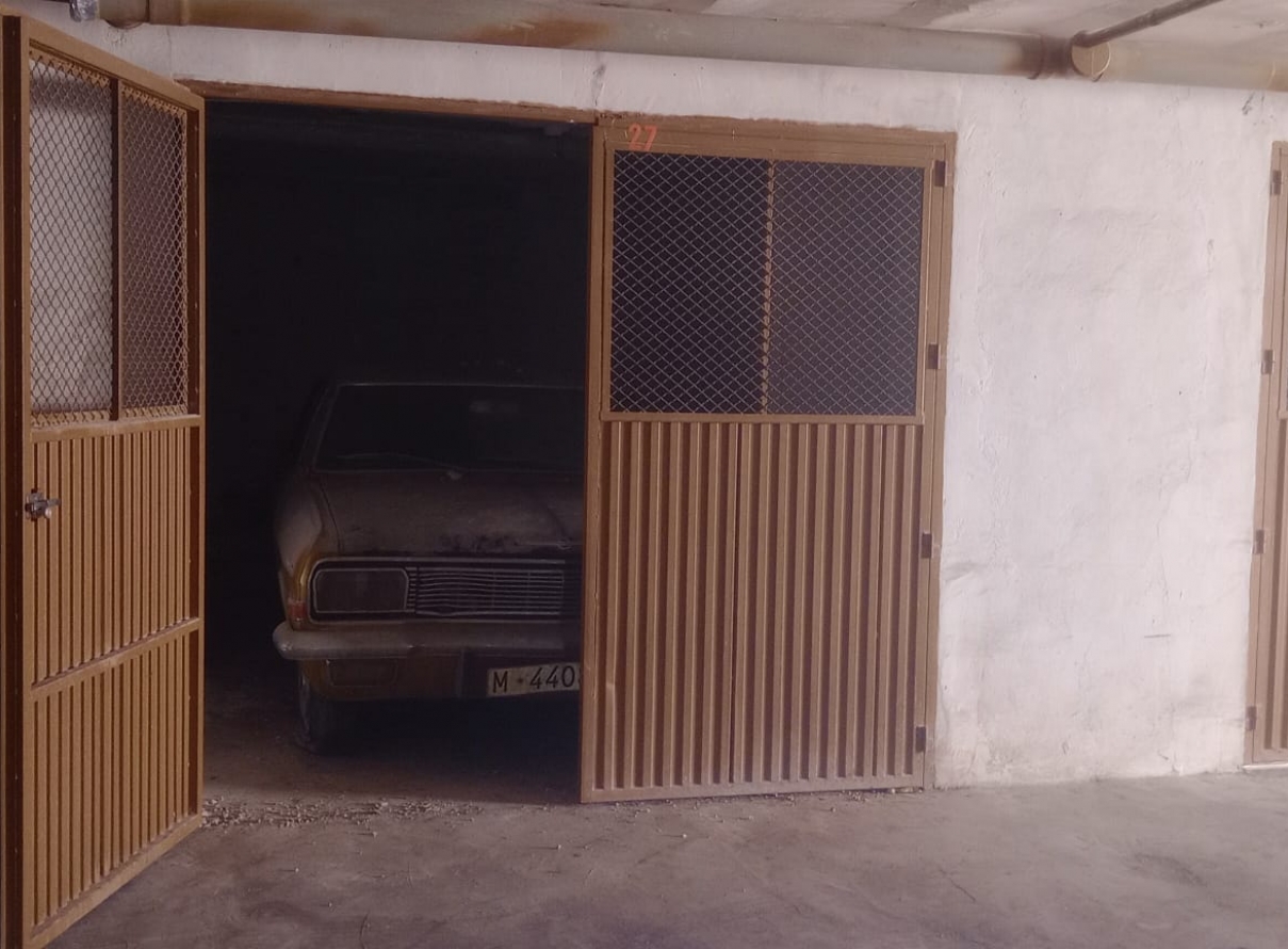  - Garage - La Mata