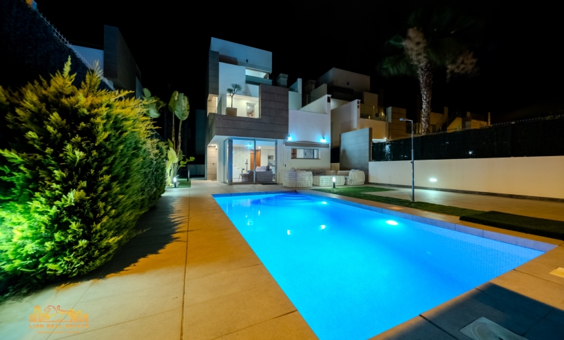 Villa -  - Guardamar del Segura - El Raso