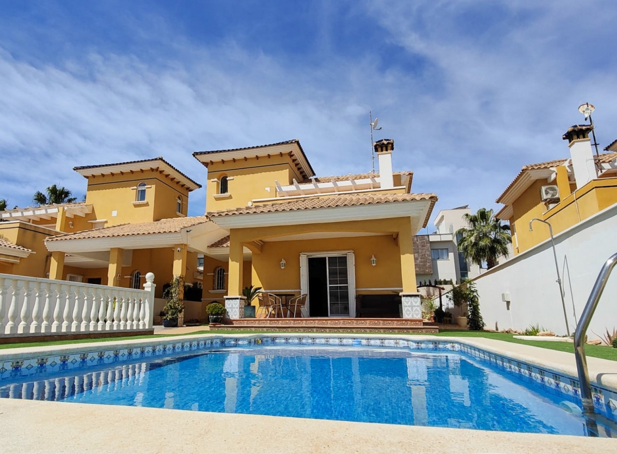  - Villa - Orihuela Costa - La Zenia