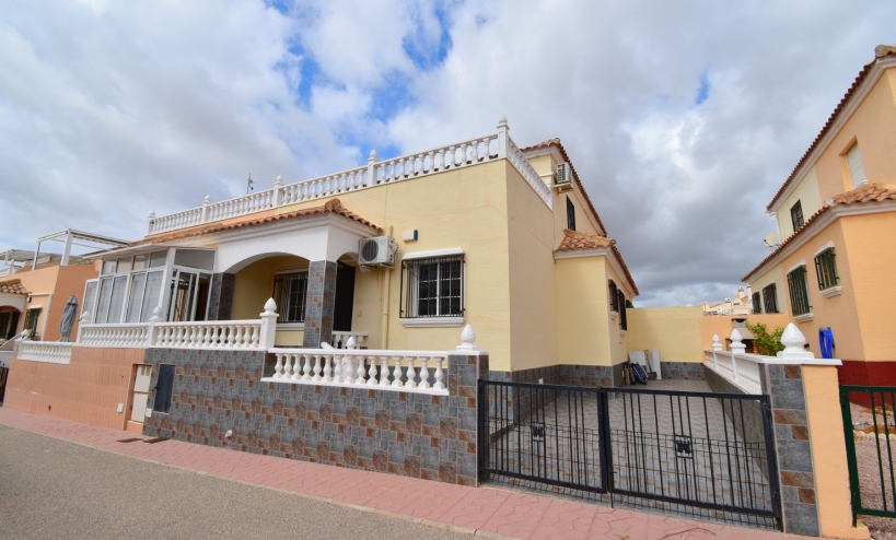 Villa -  - Orihuela Costa - Playa Flamenca