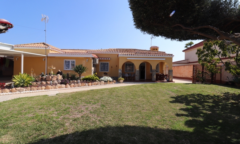 Villa -  - Torrevieja - Chaparral