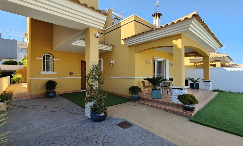  - Villa - Orihuela Costa - La Zenia