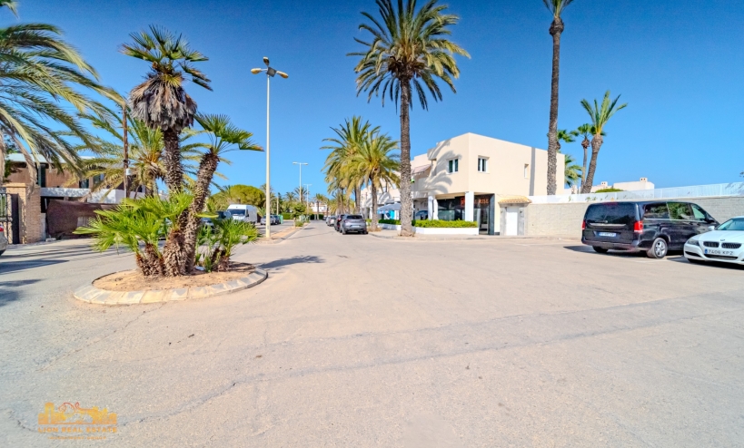  - Commercial - Orihuela Costa - Cabo Roig