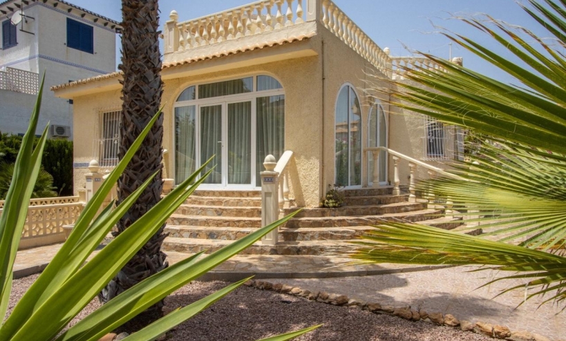  - Villa - Orihuela Costa - La Zenia