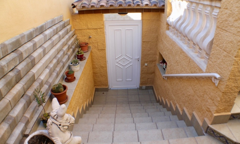  - Villa - La Nucía - Urbanisations