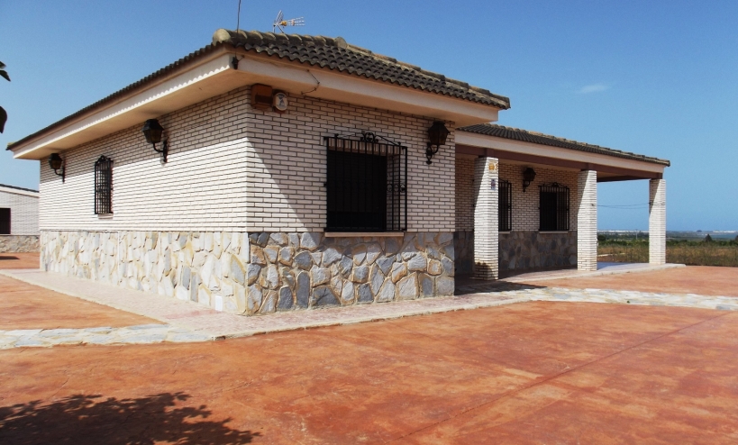  - Villa - Los Montesinos - La Herrada